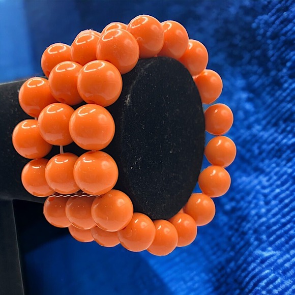 Orange 3 Strands Faceted Beaded 3.5 Inch Around Bracelet! - Picture 1 of 6